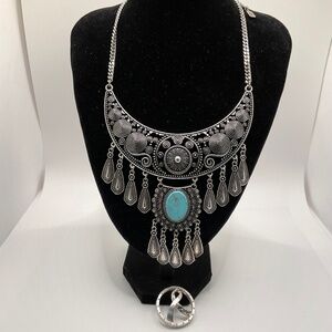 MAX & ZOE statement necklace plus LONGABERGER  brooch TWO PIECES